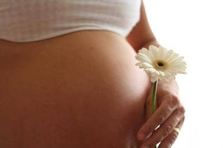 Mulheres que descobrirem gravidez durante aviso prévio terão estabilidade