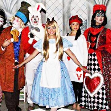 Um chá para Alice – Estréia no Rio!